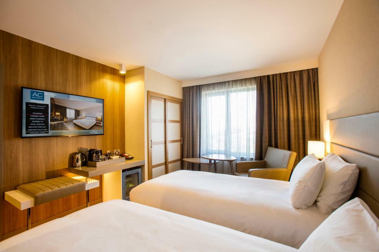 Ac By Marriott Manchester Salford Quays 4*